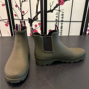 SeaVees Men's Green Rubber Chelsea Boots
